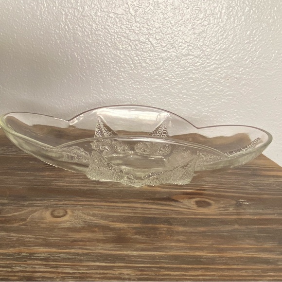 Clear Glass Leaf Design Candy Dish - Picture 2 of 5